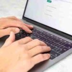 w, tags: persuasive copywriting - images.unsplash.com